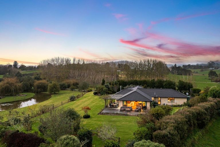 Photo of property in 86 Streamlands Swamp Road, Kaipara Flats, Warkworth, 0981