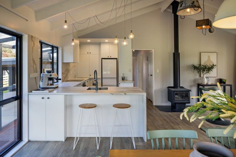 Photo of property in 28 Arcus Road, Te Horo, Otaki, 5582