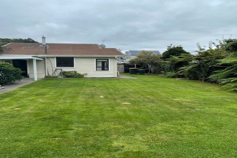 Photo of property in 19 Stoke Street, Sumner, Christchurch, 8081