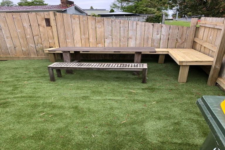 Photo of property in 68 Udys Road, Pakuranga, Auckland, 2010