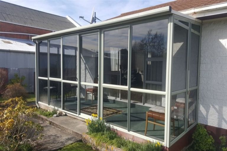 Photo of property in 6 Harris Street, Waimate, 7924