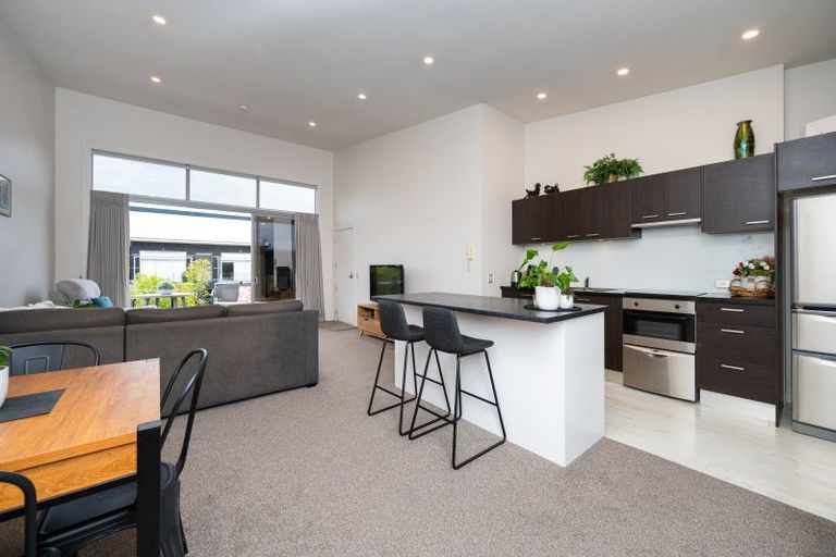 Photo of property in The Terraces, 32/9 Humber Street, Pandora, Napier, 4110