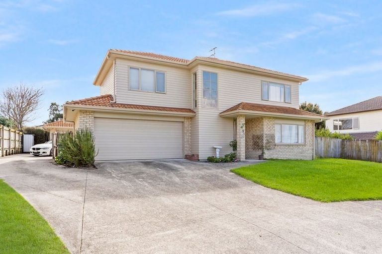 Photo of property in 12 Orbit Place, Flat Bush, Auckland, 2019