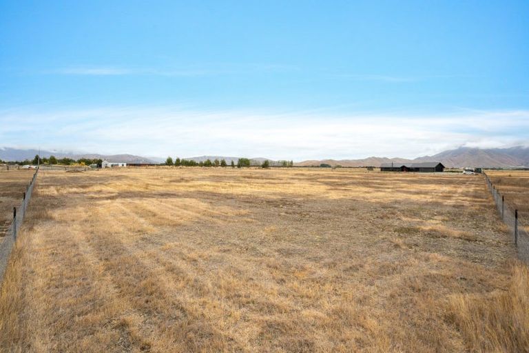 Photo of property in 25 Hardacre Place, Omarama, 9412