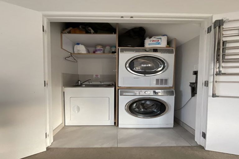 Photo of property in 7 Piko Lane, Hobsonville, Auckland, 0616