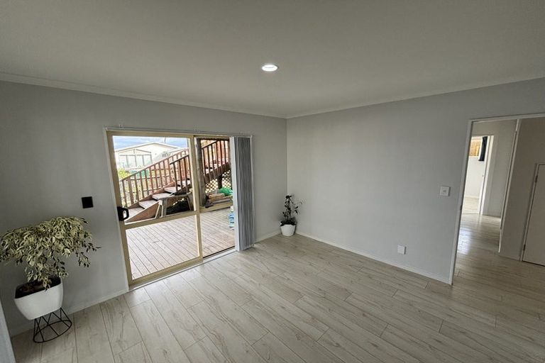 Photo of property in 49a Everard Avenue, Army Bay, Whangaparaoa, 0930