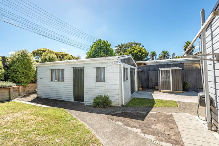 Photo of property in 15 Mason Terrace, Gonville, Whanganui, 4501