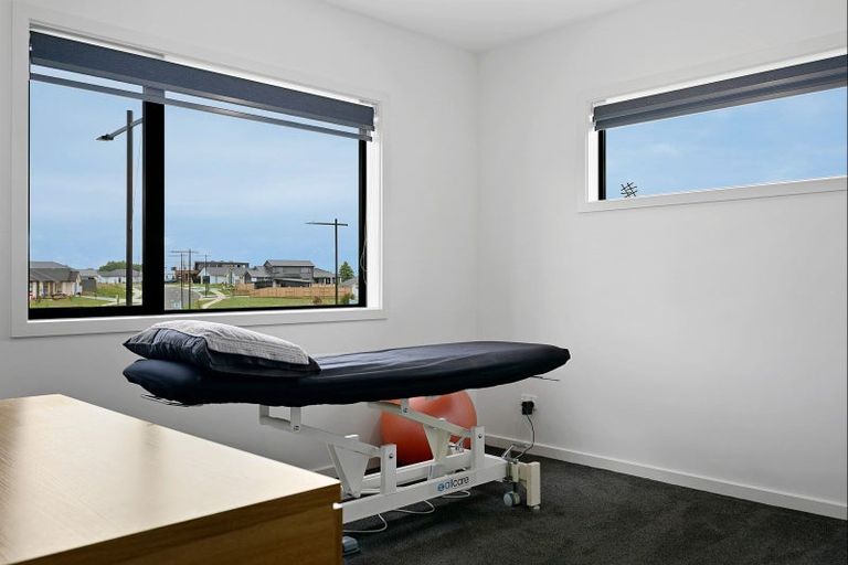 Photo of property in 17 Harakeke Drive, Wharewaka, Taupo, 3330