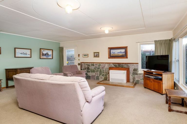 Photo of property in 27 Coronation Street, Waimate, 7924