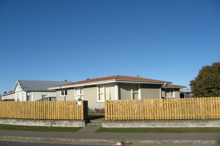 Photo of property in 43 Moffett Street, Islington, Christchurch, 8042