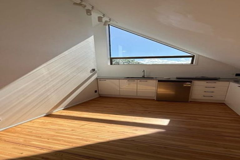 Photo of property in 15 Porritt Avenue, Chatswood, Auckland, 0626