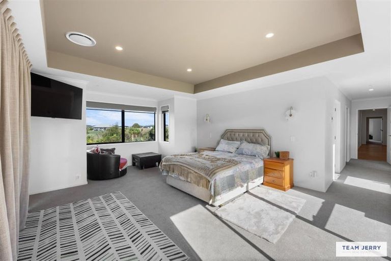 Photo of property in 21 Te Ara Aukati Terrace, Pokeno, 2471