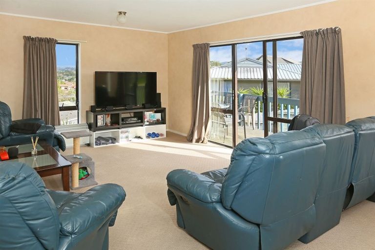 Photo of property in 7 Miriam Corban Heights, Henderson, Auckland, 0612
