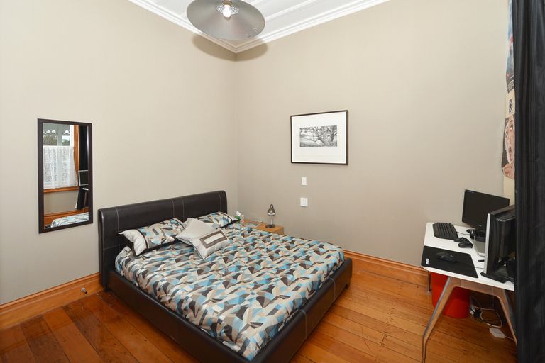 Photo of property in 6 Shortland Street, Regent, Whangarei, 0112