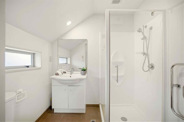 Photo of property in 90a Mandeville Street, Riccarton, Christchurch, 8011