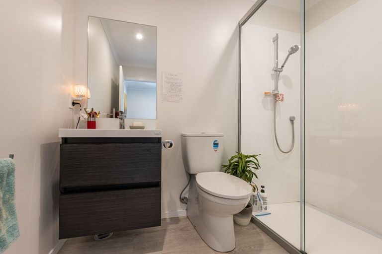 Photo of property in 18 Kauamo Close, Waiwhetu, Lower Hutt, 5010