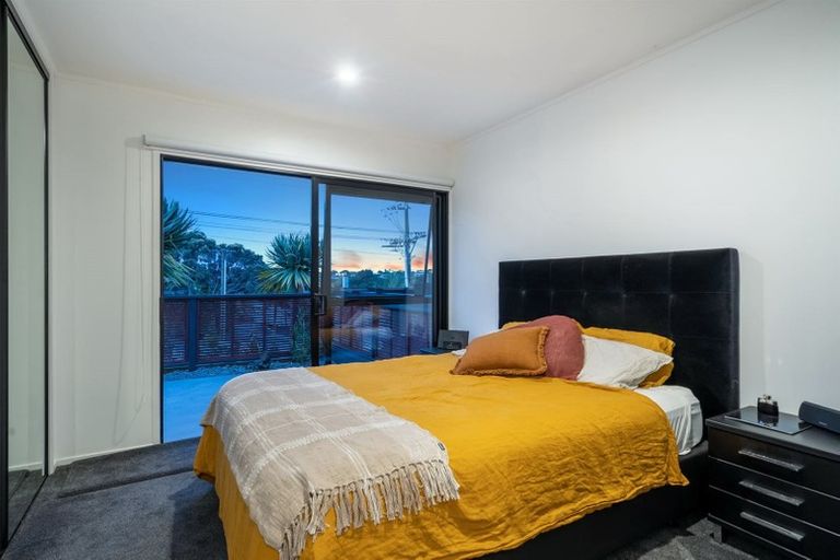 Photo of property in 25 Maritime Terrace, Birkenhead, Auckland, 0626