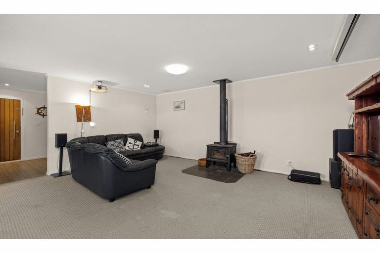 Photo of property in 84 Rangitane Loop Road, Kerikeri, 0294