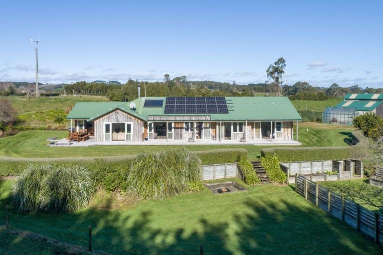 Photo of property in 99 Kapukapu Road, Hamurana, Rotorua, 3096