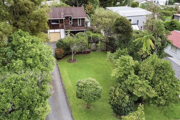 Photo of property in 476 Stokes Valley Road, Stokes Valley, Lower Hutt, 5019