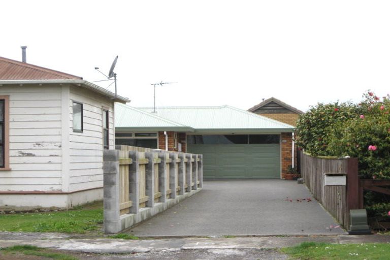 Photo of property in 3 Arawa Street, Welbourn, New Plymouth, 4312