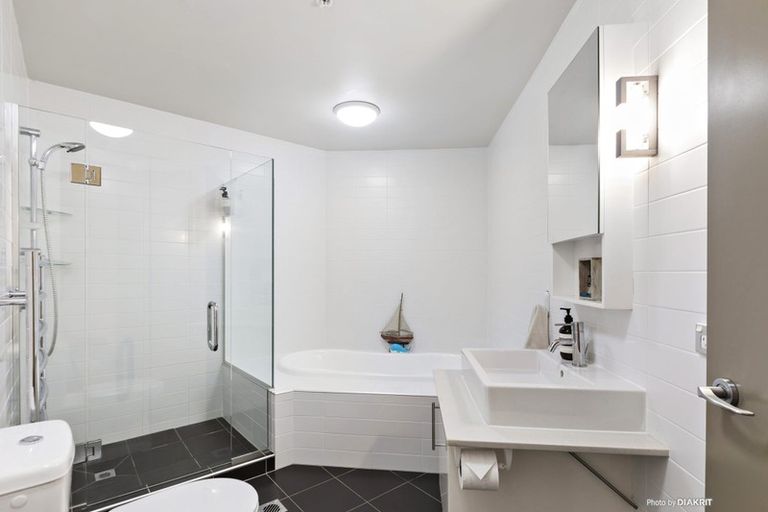 Photo of property in Alto Apartments, 1a/22 Telford Terrace, Oriental Bay, Wellington, 6011