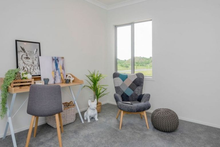 Photo of property in 42a Strathnaver Drive, Waikawa Beach, Manakau, 5573