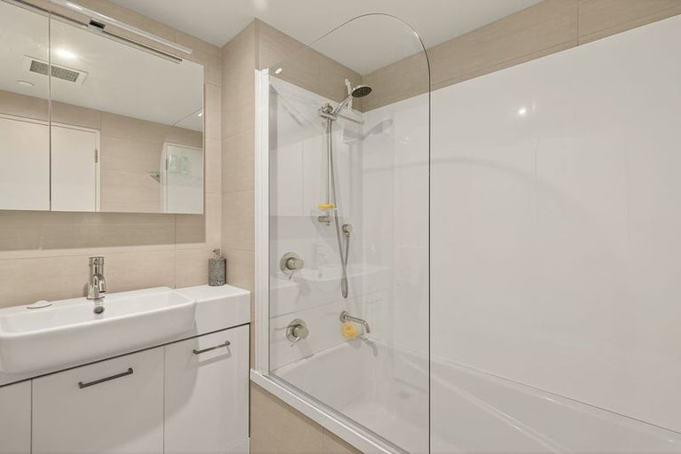 Photo of property in Gloucester Towers, 15/28 Gloucester Street, Christchurch Central, Christchurch, 8013