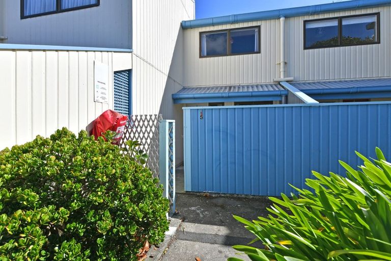 Photo of property in 3/17 Valentine Street, Alicetown, Lower Hutt, 5010