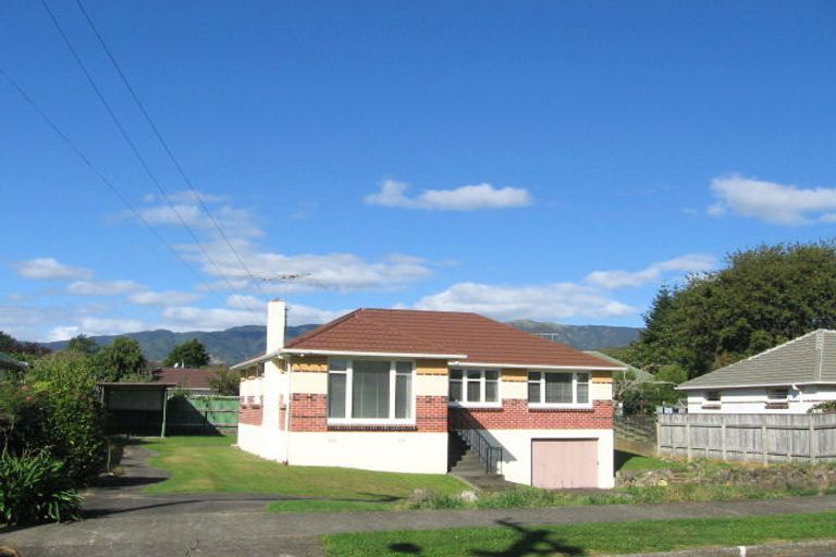 Photo of property in 4 Ventura Avenue, Ebdentown, Upper Hutt, 5018