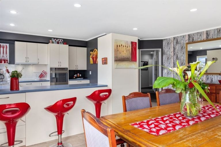 Photo of property in 19 The Glebe, Coastlands, Whakatane, 3120