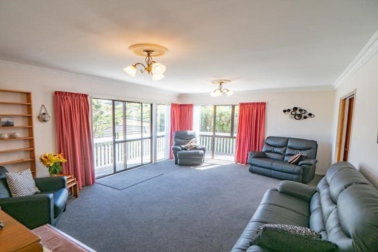 Photo of property in 50 Erris Street, Johnsonville, Wellington, 6037