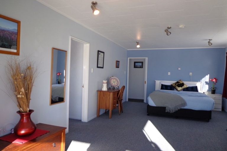 Photo of property in 16 O'neill Place, Lake Tekapo, 7999