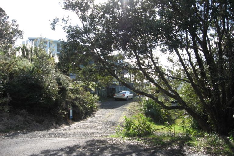 Photo of property in 66 Motuhoa Road, Tairua, 3508
