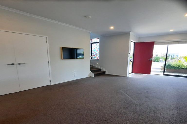 Photo of property in 29 Saltmarsh Road, Hobsonville, Auckland, 0616