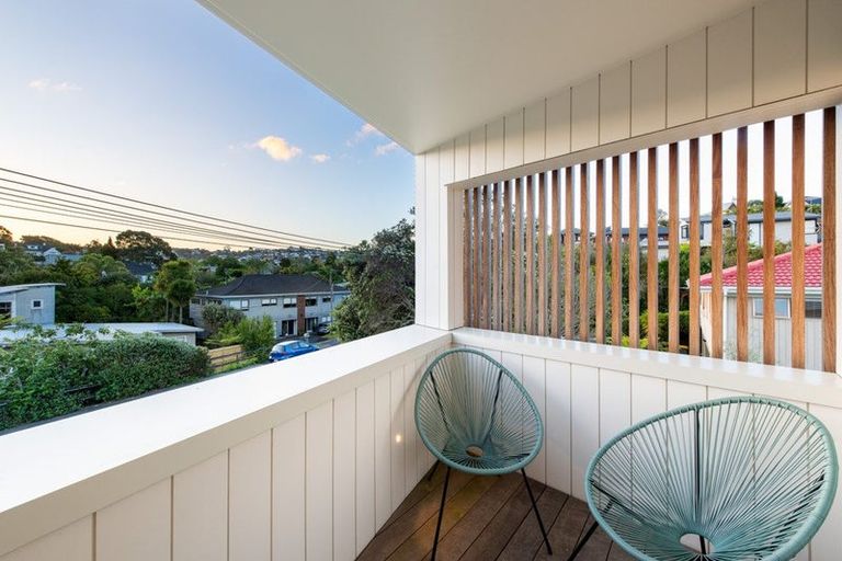 Photo of property in 5 Seaton Road, Murrays Bay, Auckland, 0630