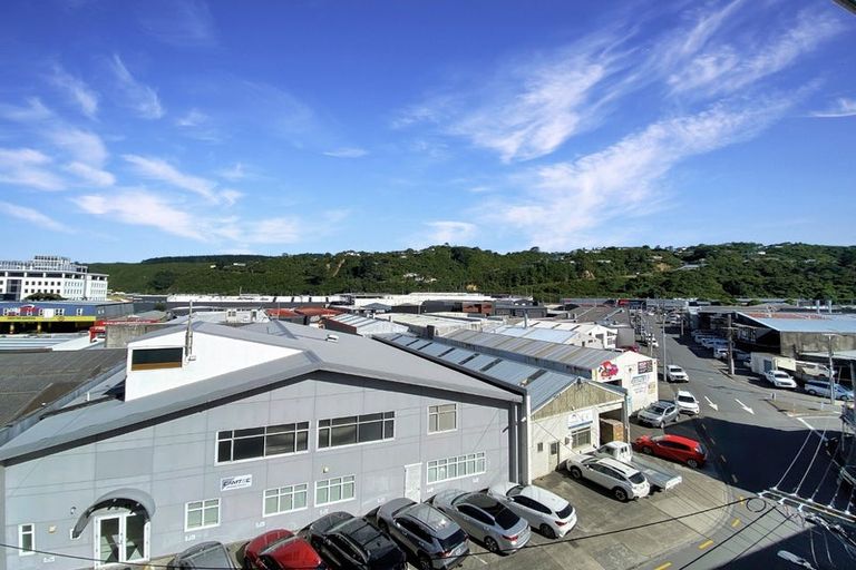 Photo of property in Vela Apartments, 301/2 Campbell Terrace, Petone, Lower Hutt, 5012