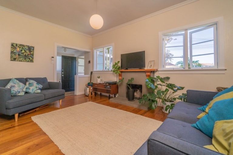 Photo of property in 1/24 Gardner Avenue, New Lynn, Auckland, 0600