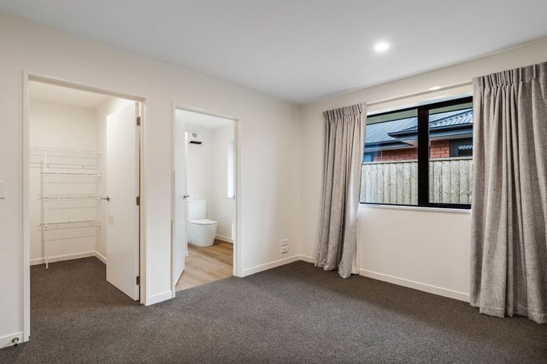 Photo of property in 6 Harry Manship Crescent, Halswell, Christchurch, 8025