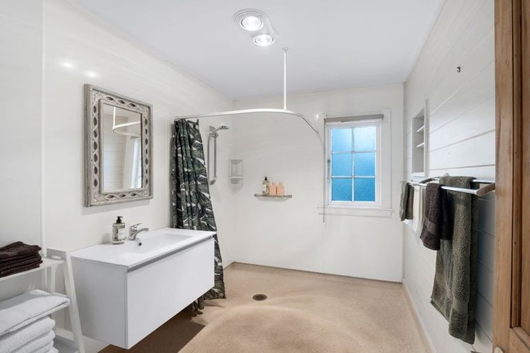 Photo of property in 11 Spier Street, Aramoho, Whanganui, 4500