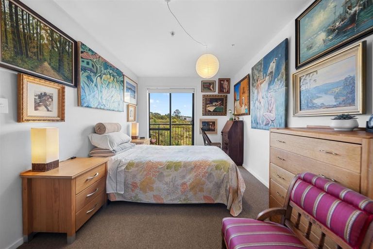 Photo of property in 4e/17 Crown Lynn Place, New Lynn, Auckland, 0600