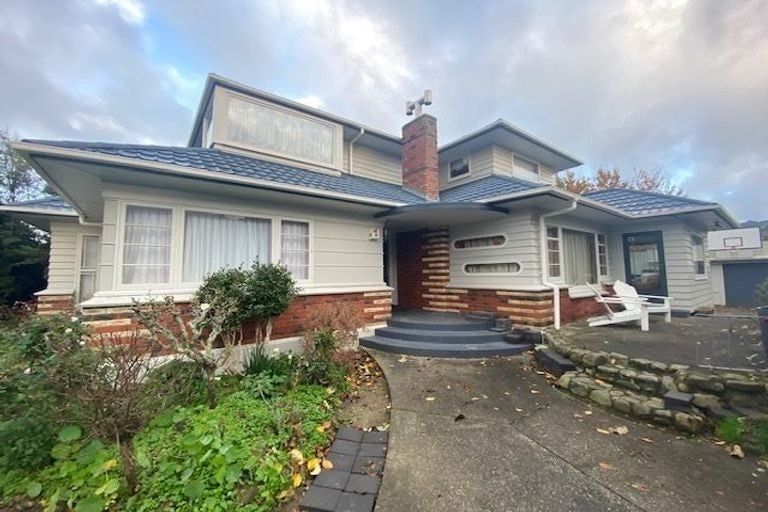 Photo of property in 44 Hathaway Avenue, Boulcott, Lower Hutt, 5010