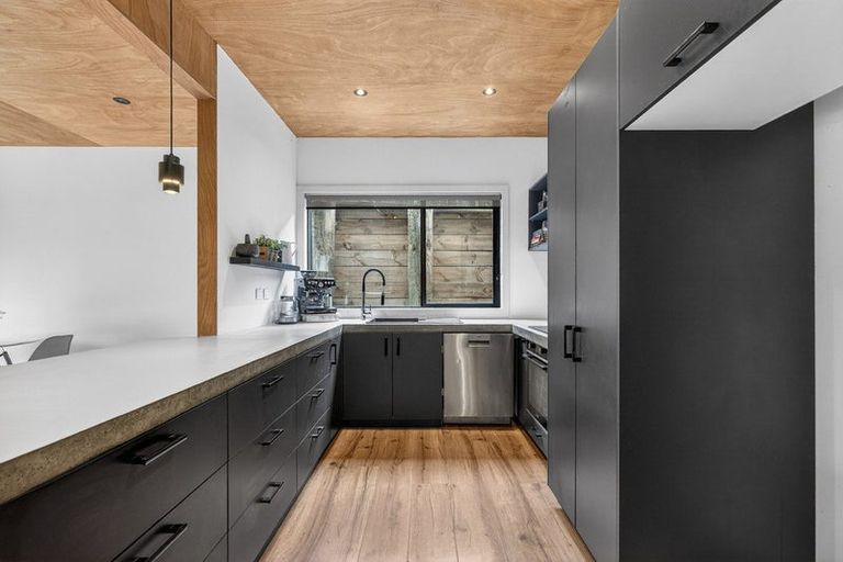 Photo of property in 9a Haunui Road, Pukerua Bay, 5026