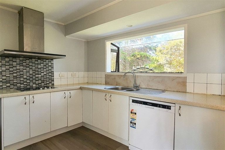 Photo of property in 13 Tui Grove, Paihia, 0200