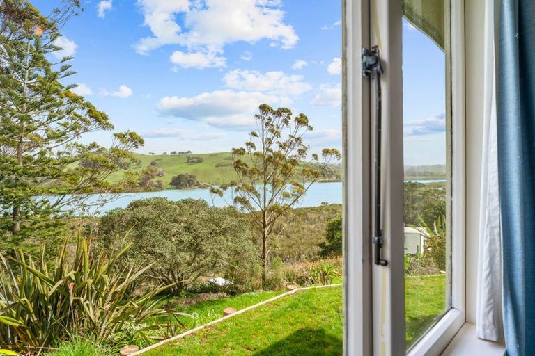 Photo of property in 111 Wharf Road, Port Albert, Wellsford, 0973