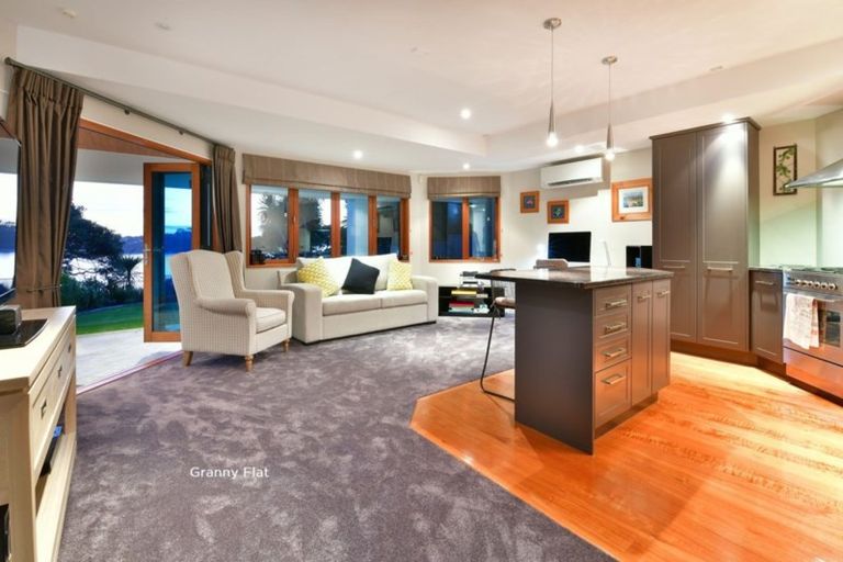 Photo of property in 54 Ardern Avenue, Stanmore Bay, Whangaparaoa, 0932