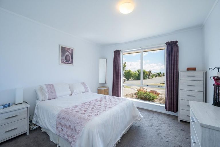 Photo of property in 13 Vining Crescent, Stoke, Nelson, 7011