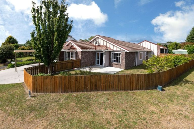 Photo of property in 22 Tumene Drive, Owhata, Rotorua, 3010