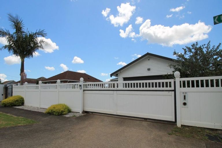 Photo of property in 46a Ranfurly Road, Papatoetoe, Auckland, 2104