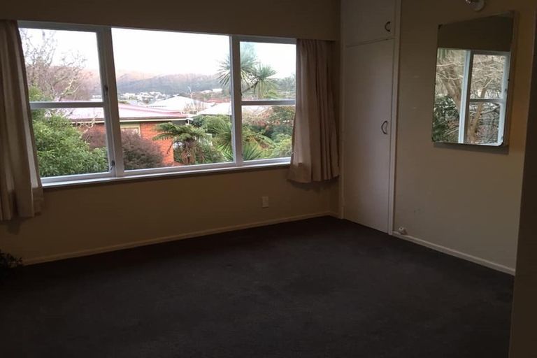 Photo of property in 221a Karori Road, Karori, Wellington, 6012